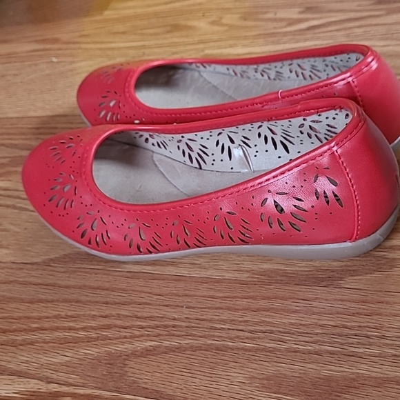 Red woman's  shoes brand new - Picture 5 of 6